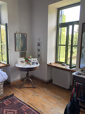 Mon Paradis Main Guesthouse