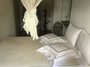 Mon Paradis Main Guesthouse